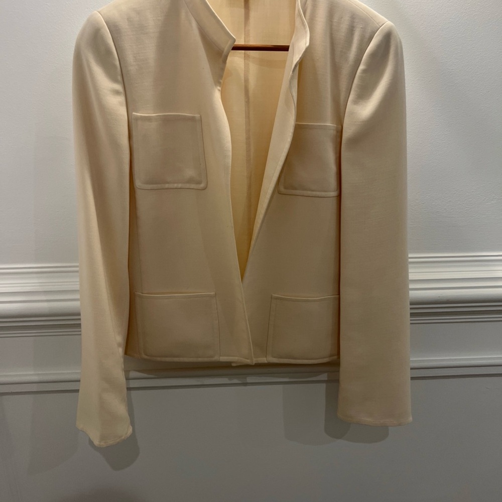 Elegant Cream Akris Women's Jacket